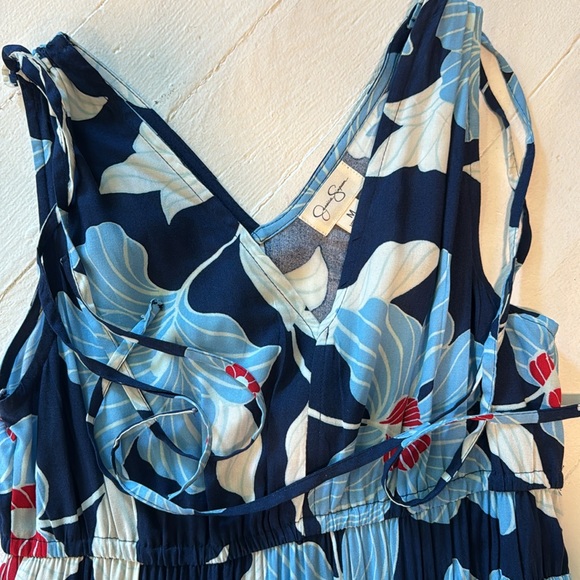 Jessica Simpson Blue Floral Dress• Size Medium. - Picture 2 of 2